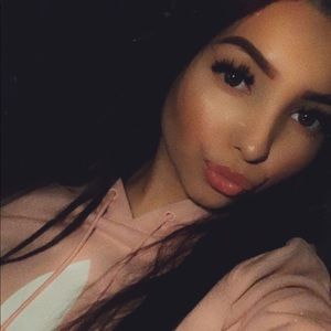 Meet your Posher, Alexxis